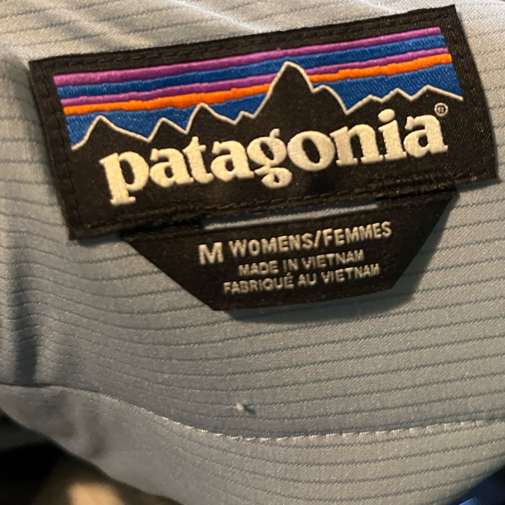 Patagonia W's Pack In Jacket - Picture 4 of 6